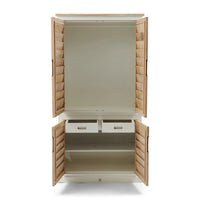 Schrank Runer mit Türen und praktischen Schubladen