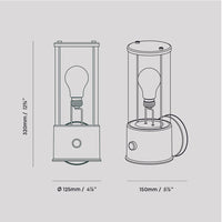 Die Wandleuchte Muse in Hackles Black