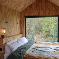 Die tragbare Lampe Rugged Muse aus Rohaluminium