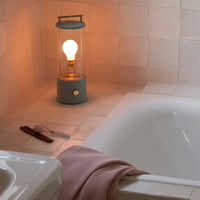 Die tragbare Lampe „Muse“ in Selvedge Blue