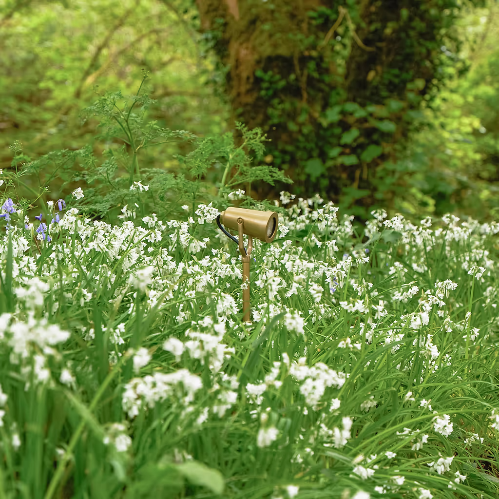 Corston Cambridge Bodenstrahler 24V - Antikes Messing