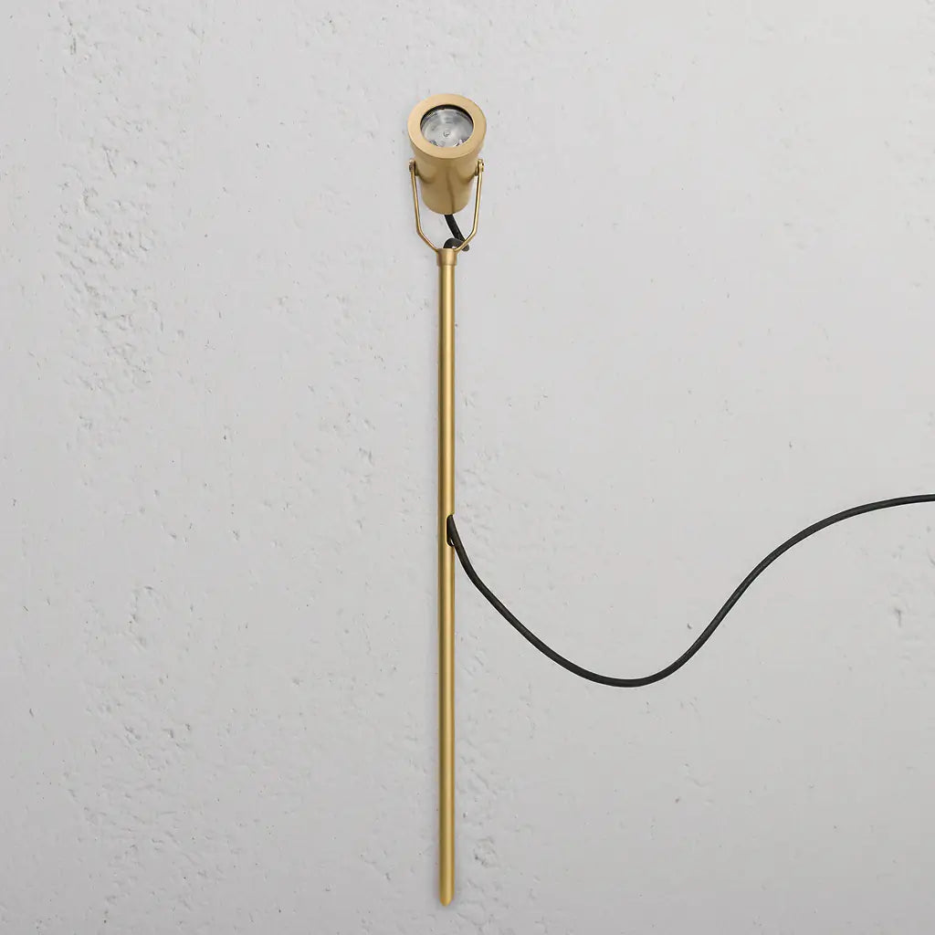 Corston Cambridge Bodenstrahler 24V - Antikes Messing