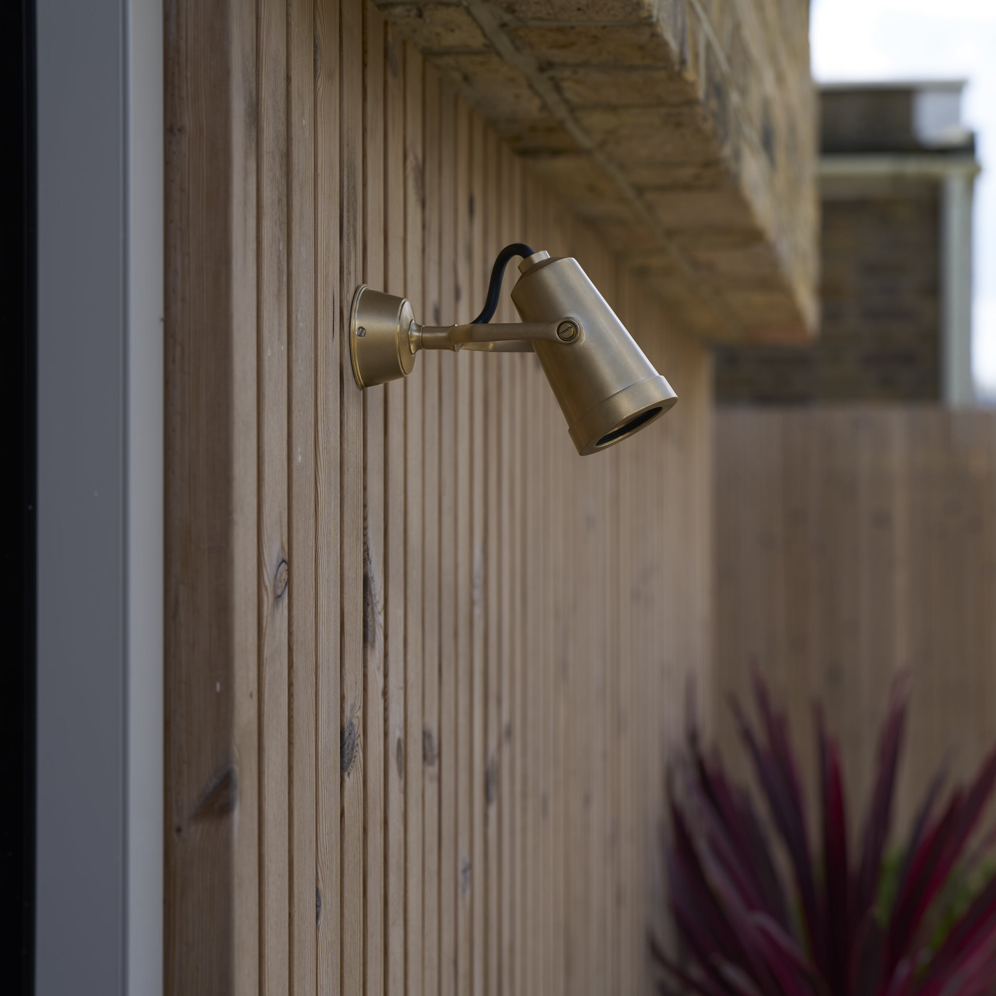 Corston Cambridge Wandstrahler 24V - Antikes Messing