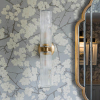 Claremont Medium-Wandleuchte geriffeltes Glas – Antikes Messing