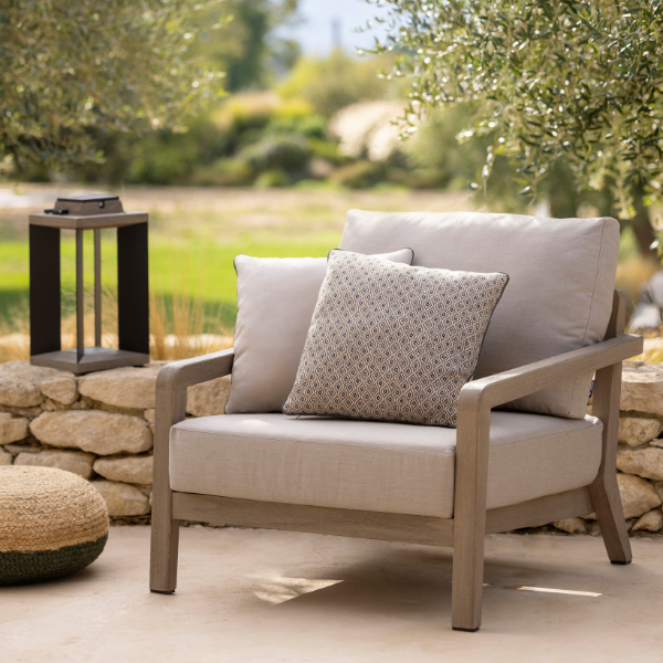 COPENHAGUE Lounge Sessel – Skandinavischer Teakholz-Sessel mit Sunbrella®-Kissen