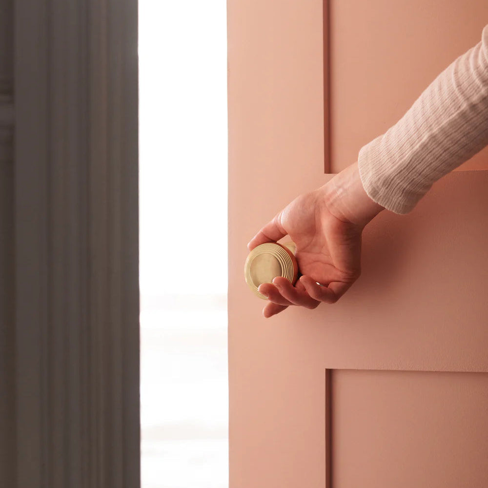 Corston Poplar gefederter Türknauf – Antikes Messing