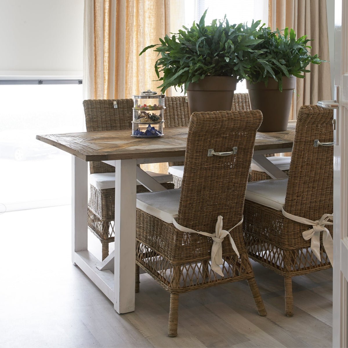 Chateau Chassigny Esstisch – Massiver Holztisch aus recyceltem Ulmen- & Pappelholz, 180 × 90 cm