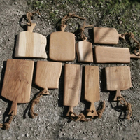 Holzbrett "Klassiker" aus Natureiche in verschiedenen Größen