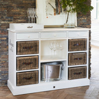 Sideboard mit Rattankörben