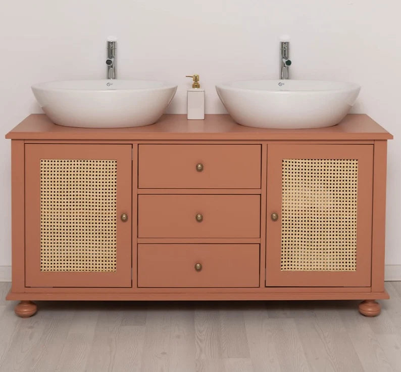 Großer Waschbeckenunterschrank aus Massivholz mit Rattan – Waschtisch für Aufsatzwaschbecken