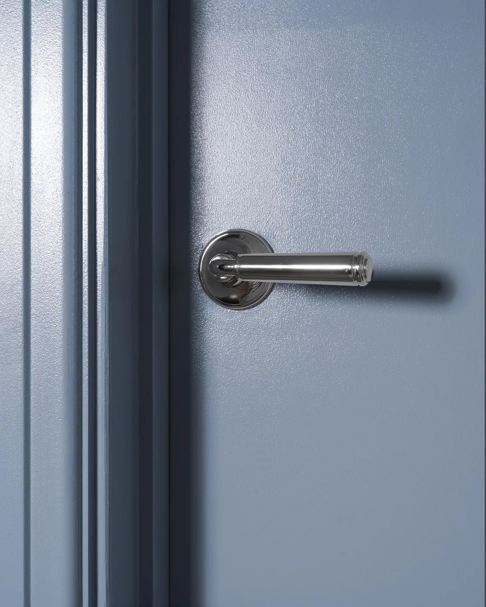 Corston Digby gefederter Türgriff – Poliertes Nickel