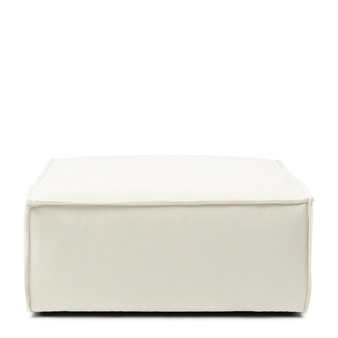 Coast Hocker – Stilvoller Hocker mit modernem weißen Bezug für Sofa & Wohnraum