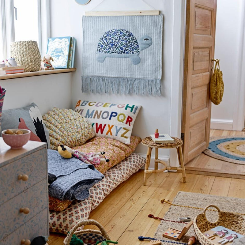 Kuschelkissen im Kinderzimmer