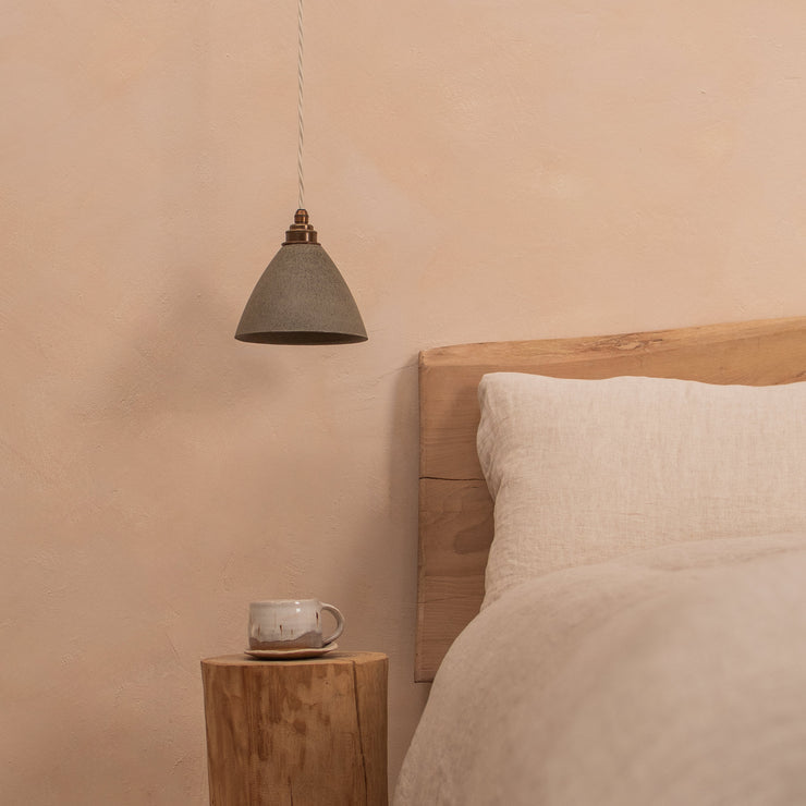 Rocco Light Slate – Handgefertigte Deckenleuchte aus Naturmaterialien