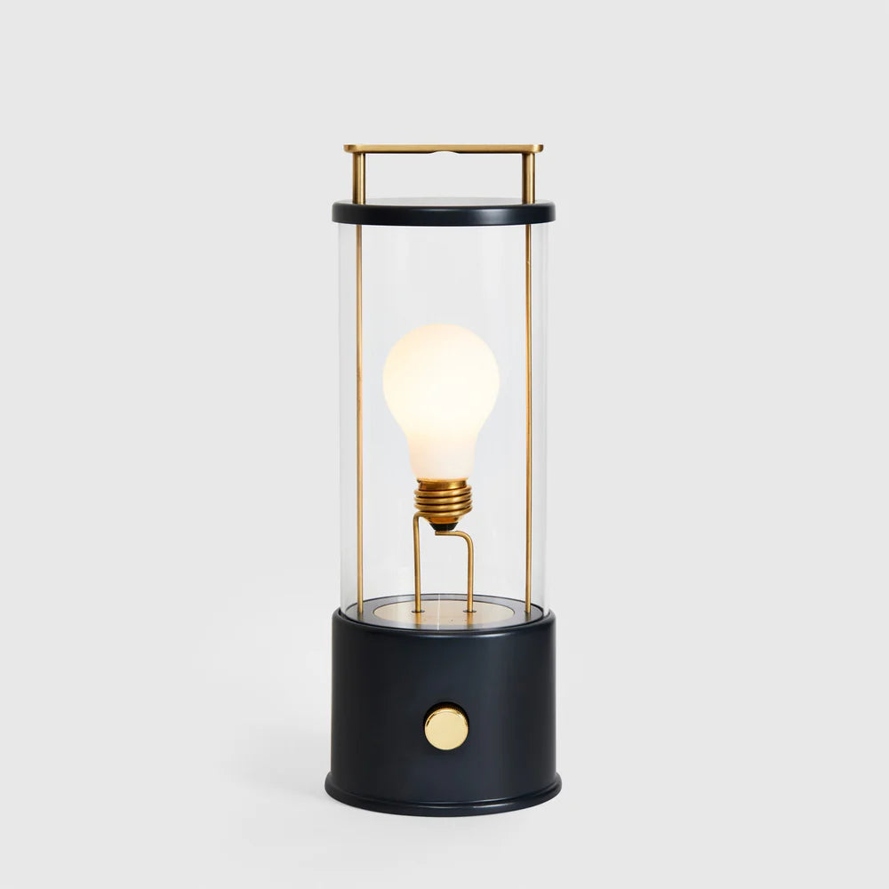 Muse – Tragbare Designerlampe in Hackles Black mit Dim-to-Warm & IP44