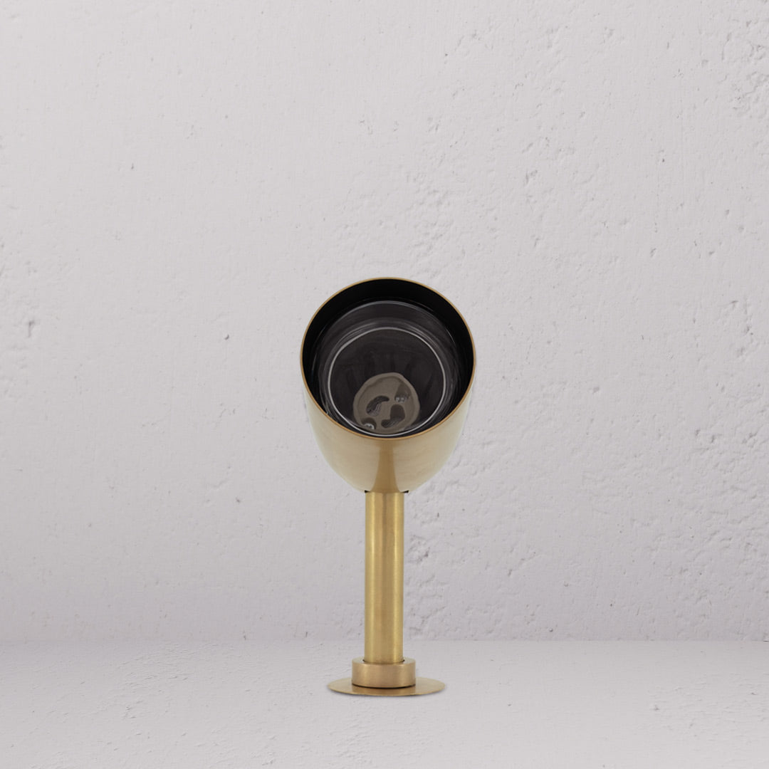 Corston-Ealing Bodenstrahler – Antikes Messing